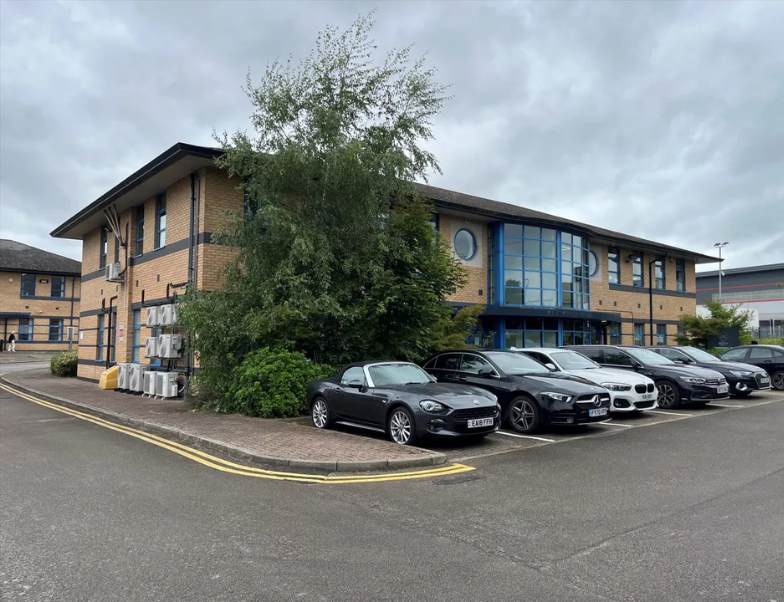 Wentworth House, Maple Court